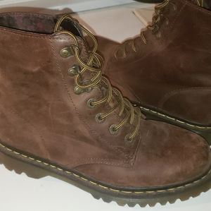 dr martens brown size 9